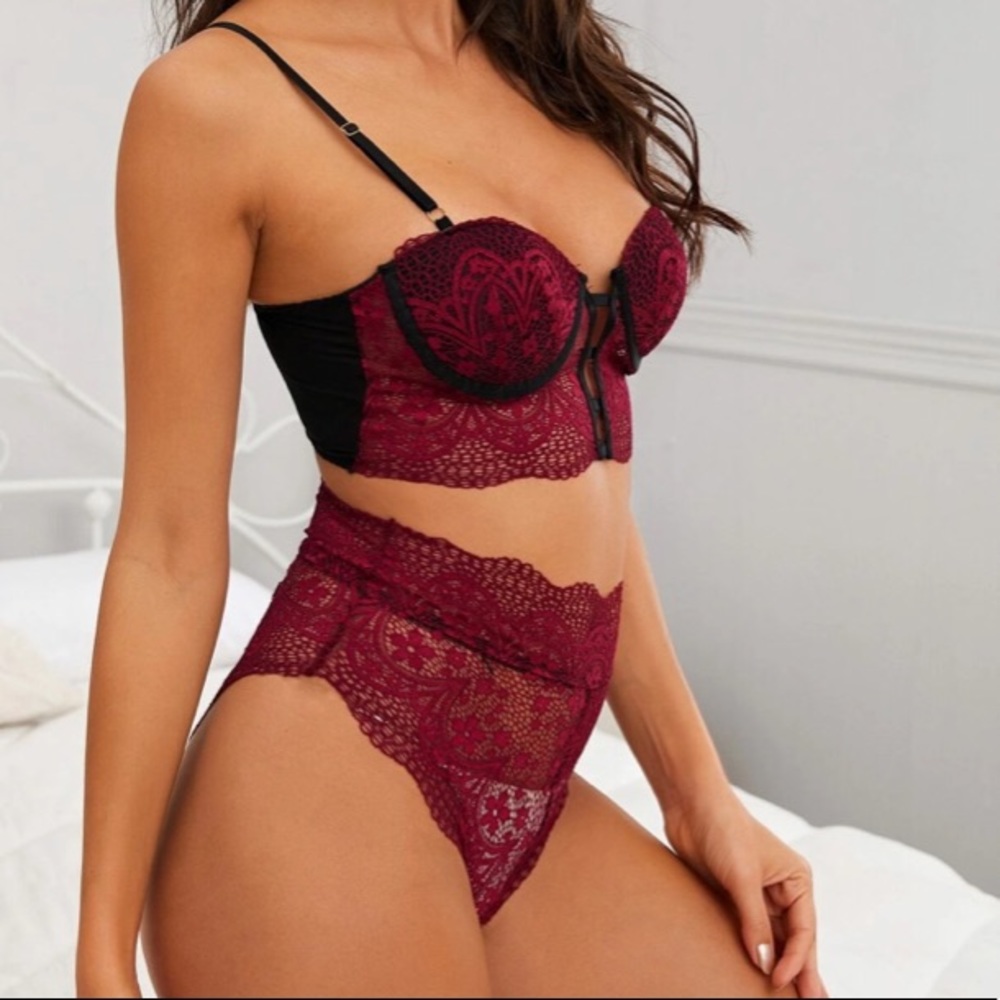New Wine Red & Black Lace XL Bra & Panties Set